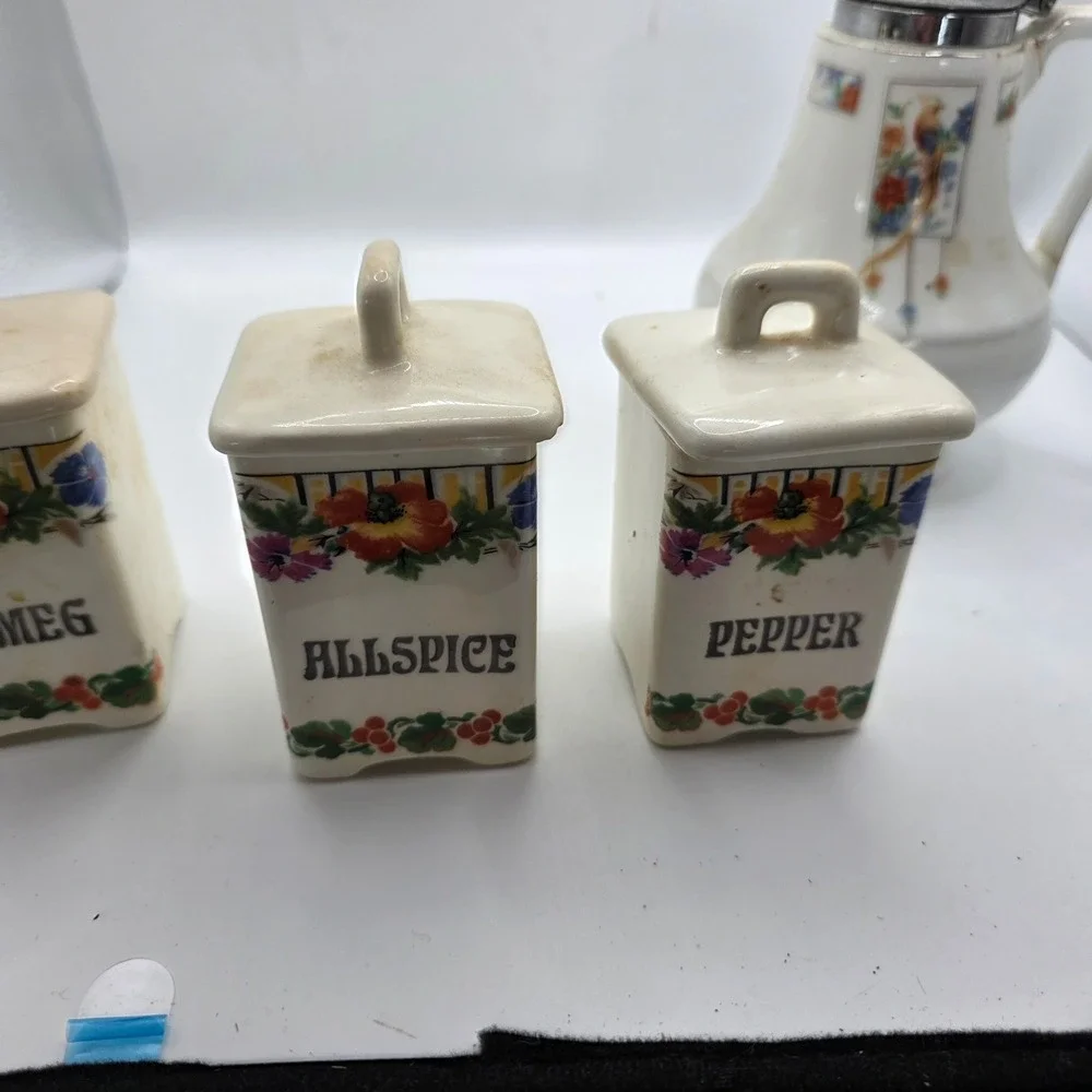 Vintage Ceramic Spice Jar Set Nutmeg Allspice Pepper & Bird Syrup Pitcher 4pc